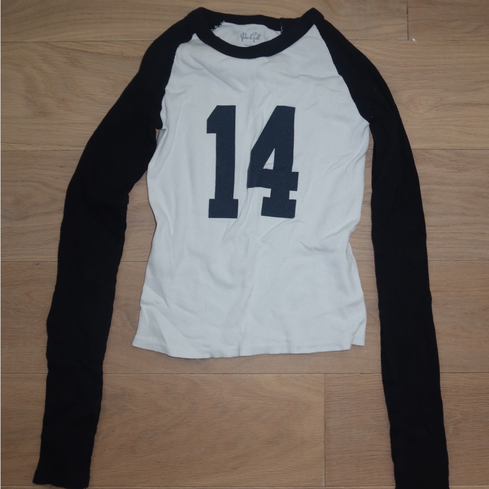 Brandy Melville White and Navy 14 Long Sleeve